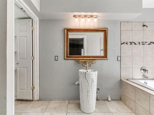 14520 Turkey Hills Road, Newalla, OK 74857