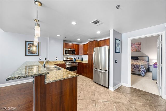 150 Las Vegas Boulevard 914, Las Vegas, NV 89101
