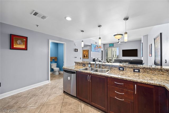 150 Las Vegas Boulevard 914, Las Vegas, NV 89101