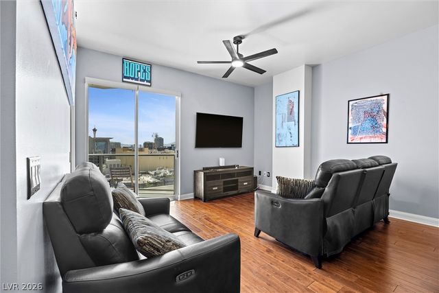 150 Las Vegas Boulevard 914, Las Vegas, NV 89101