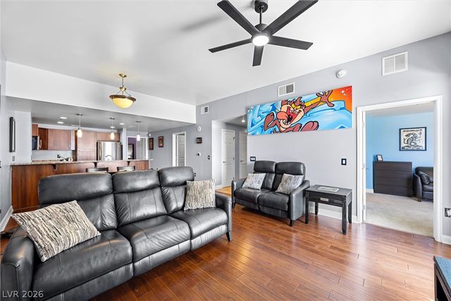 150 Las Vegas Boulevard 914, Las Vegas, NV 89101