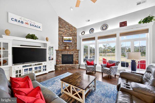 5211 HERON RD, Cambridge, MD 21613