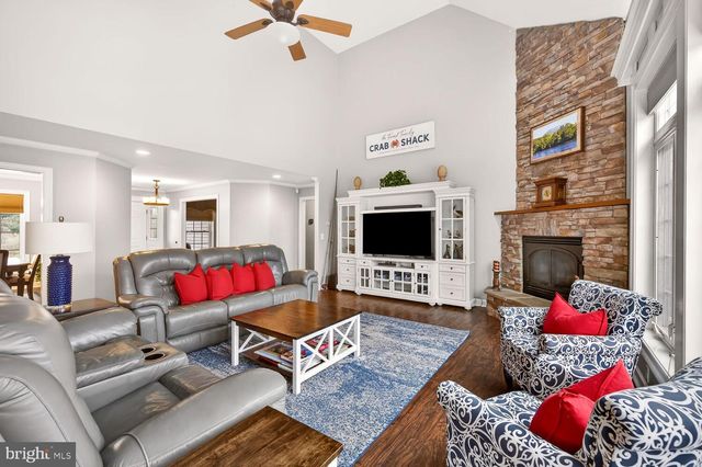 5211 HERON RD, Cambridge, MD 21613