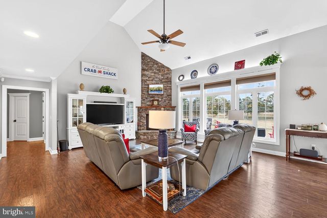 5211 HERON RD, Cambridge, MD 21613