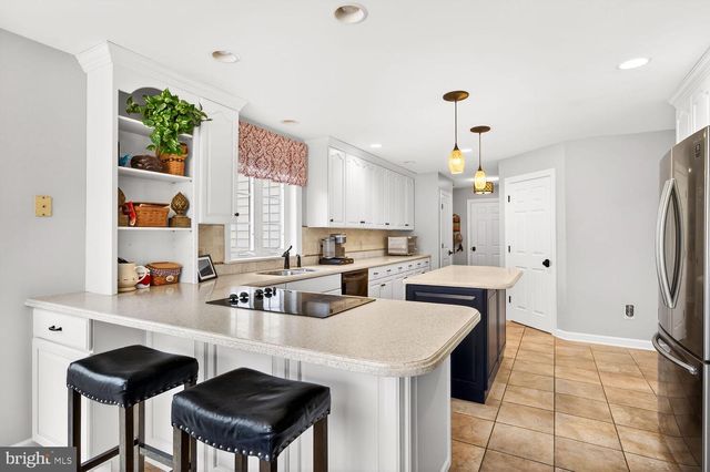 5211 HERON RD, Cambridge, MD 21613