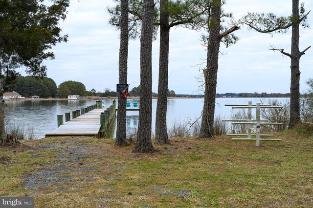 5211 HERON RD, Cambridge, MD 21613