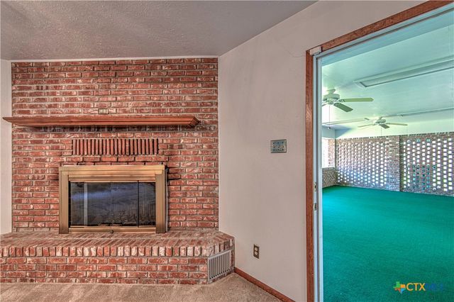 1810 N Beal Street, Belton, TX 76513