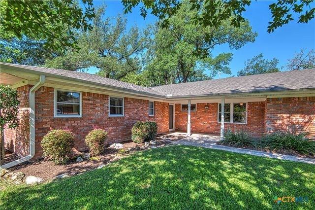 1810 N Beal Street, Belton, TX 76513