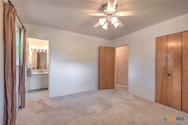1810 N Beal Street, Belton, TX 76513