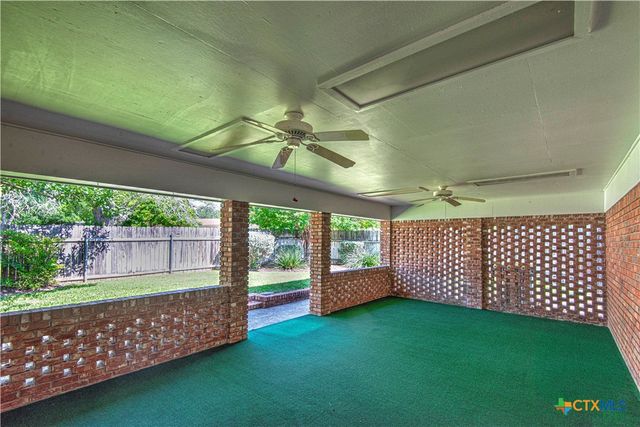 1810 N Beal Street, Belton, TX 76513