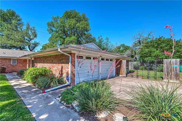 1810 N Beal Street, Belton, TX 76513