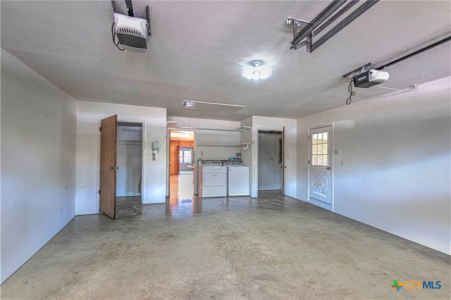 1810 N Beal Street, Belton, TX 76513