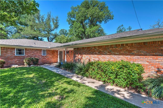 1810 N Beal Street, Belton, TX 76513