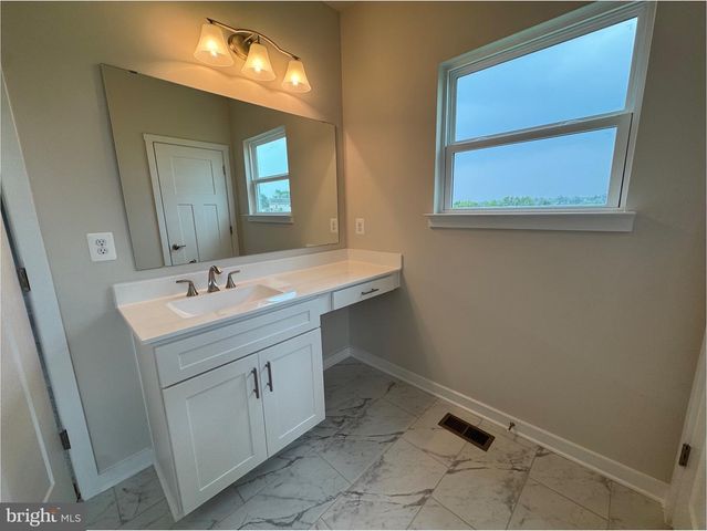 3016 BOWENS RUN RD, Bealeton, VA 22712
