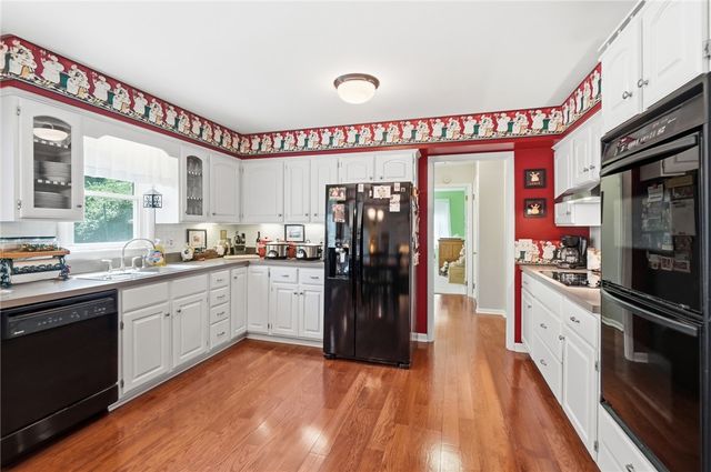 2221 Fiesta Drive, Troy, OH 45373