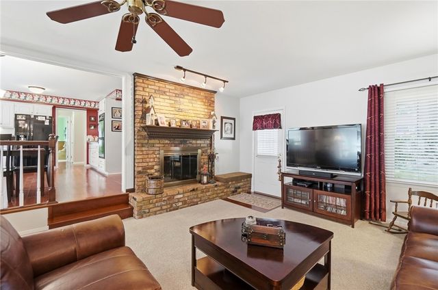 2221 Fiesta Drive, Troy, OH 45373