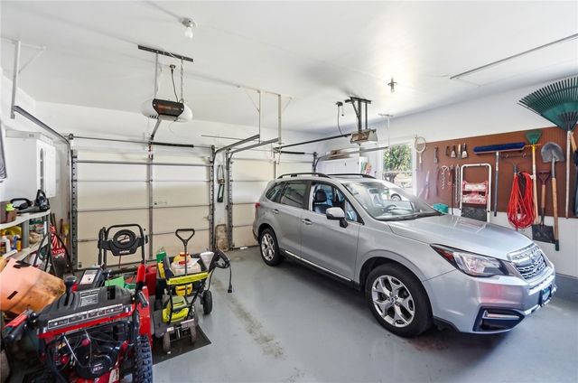 2221 Fiesta Drive, Troy, OH 45373