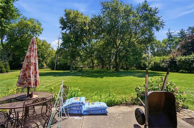 2221 Fiesta Drive, Troy, OH 45373