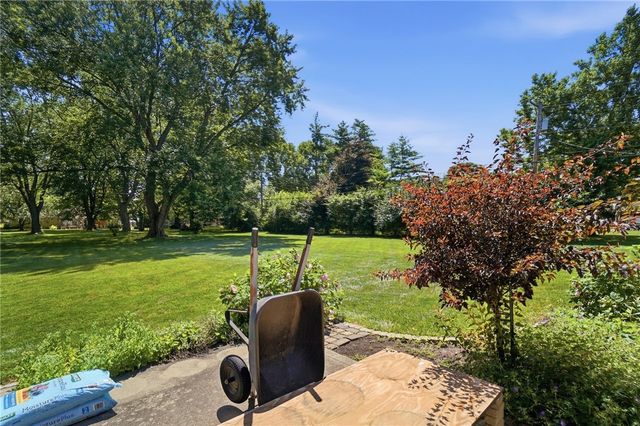 2221 Fiesta Drive, Troy, OH 45373
