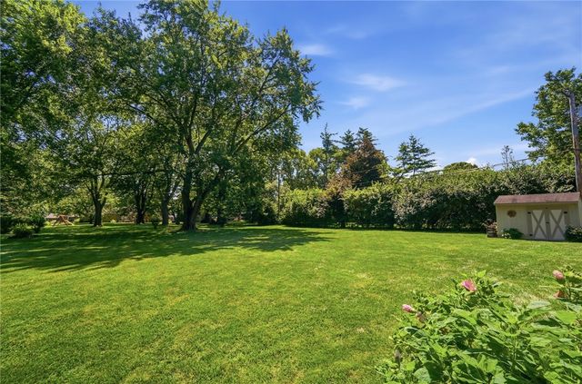 2221 Fiesta Drive, Troy, OH 45373