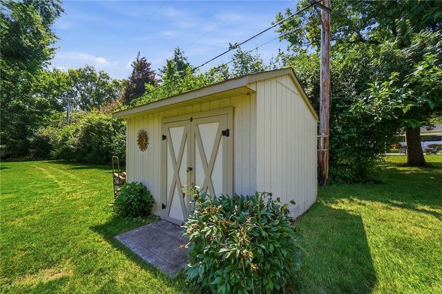 2221 Fiesta Drive, Troy, OH 45373