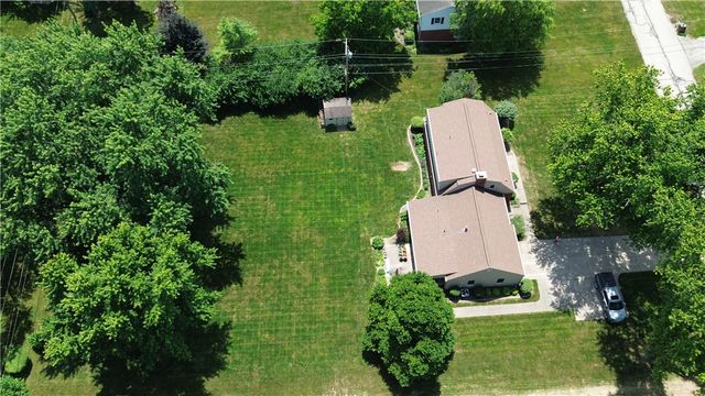 2221 Fiesta Drive, Troy, OH 45373
