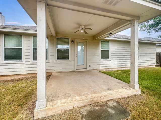 7810 Squirrel Hollow DR, Georgetown, TX 78628