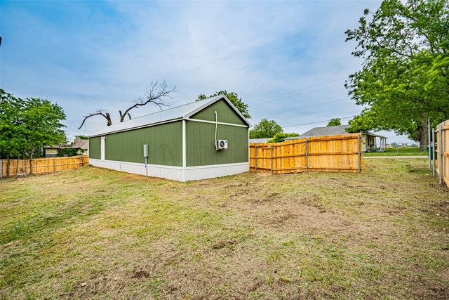 329 Vine Street, Dublin, TX 76446