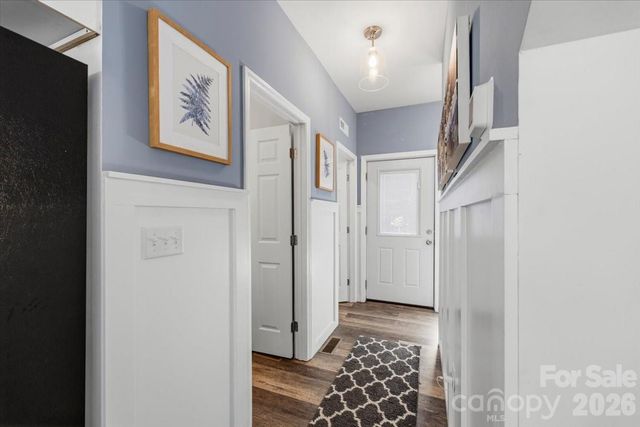 109 Portmanvilla Road, Black Mountain, NC 28711