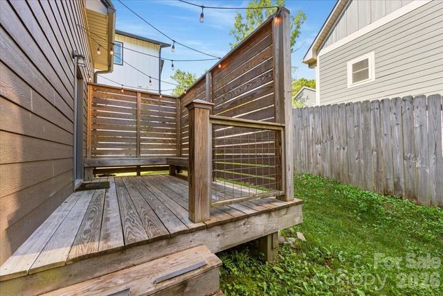 109 Portmanvilla Road, Black Mountain, NC 28711