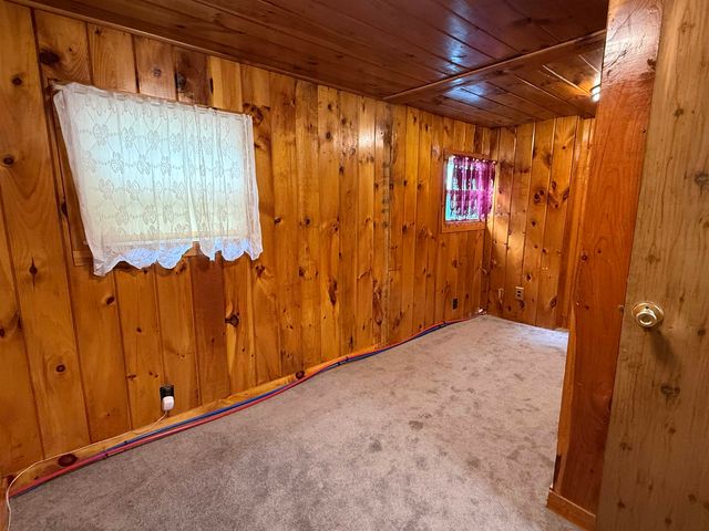 9 Village Drive, Brattleboro, VT 05301