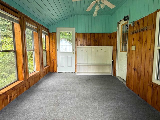 9 Village Drive, Brattleboro, VT 05301