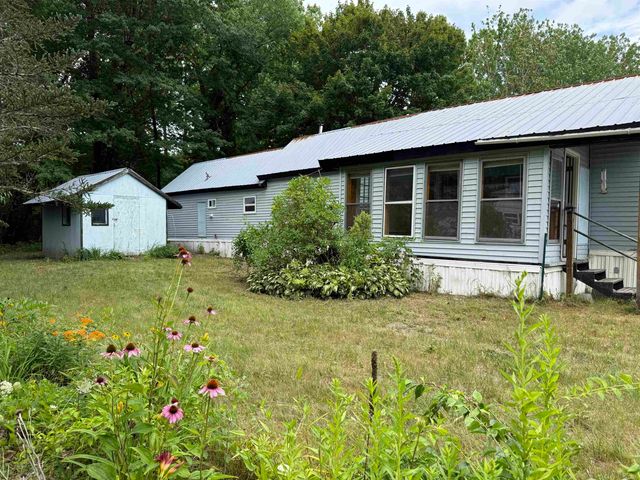 9 Village Drive, Brattleboro, VT 05301