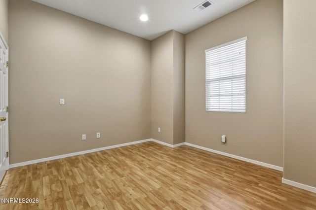 10625 Blue Moon Court, Reno, NV 89521