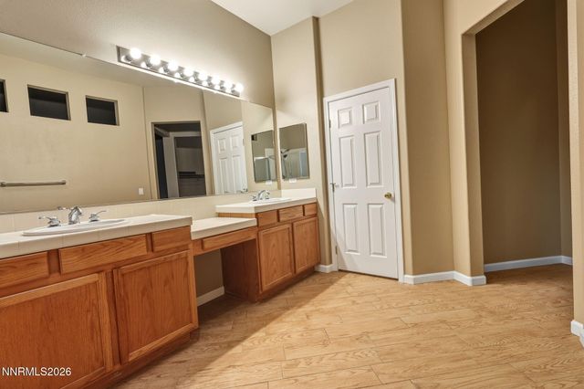 10625 Blue Moon Court, Reno, NV 89521