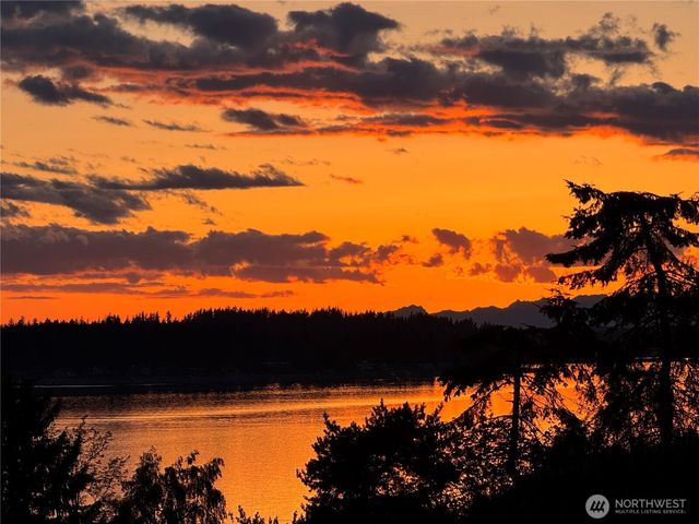 31 Pt. Fosdick Dr. NW, Gig Harbor, WA 98335