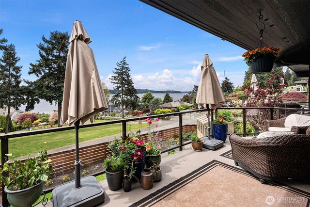 31 Pt. Fosdick Dr. NW, Gig Harbor, WA 98335