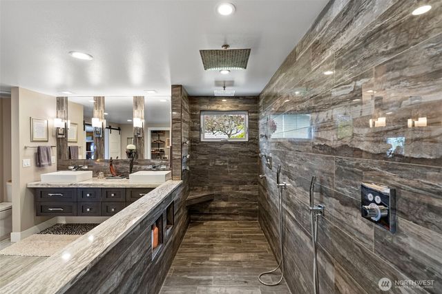 31 Pt. Fosdick Dr. NW, Gig Harbor, WA 98335