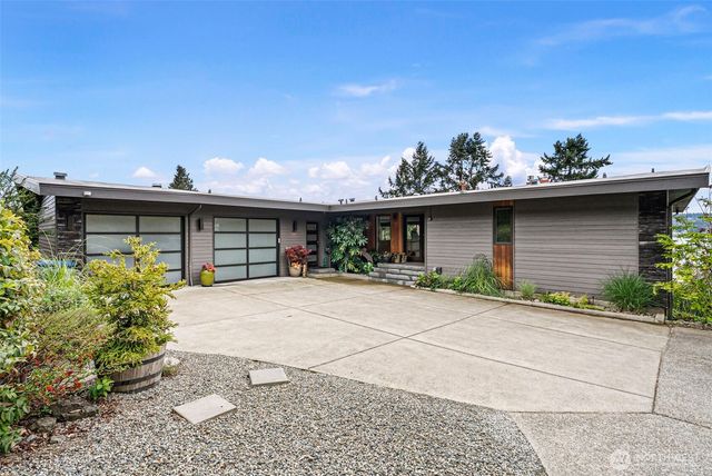 31 Pt. Fosdick Dr. NW, Gig Harbor, WA 98335
