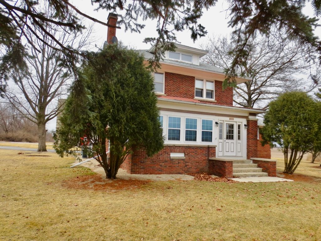 14086 IL Route 76, Caledonia, IL 61011