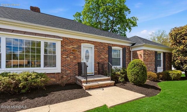 17 Church Lane, Englishtown, NJ 07726