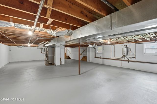 17 Church Lane, Englishtown, NJ 07726