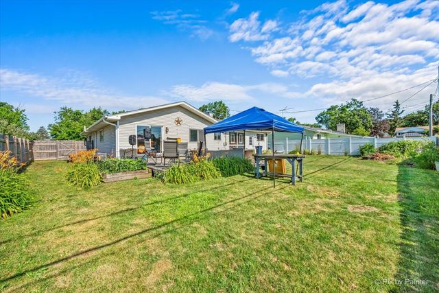 1011 S Edson Avenue, Lombard, IL 60148