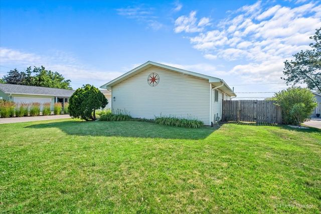 1011 S Edson Avenue, Lombard, IL 60148