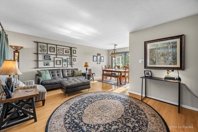 1011 S Edson Avenue, Lombard, IL 60148