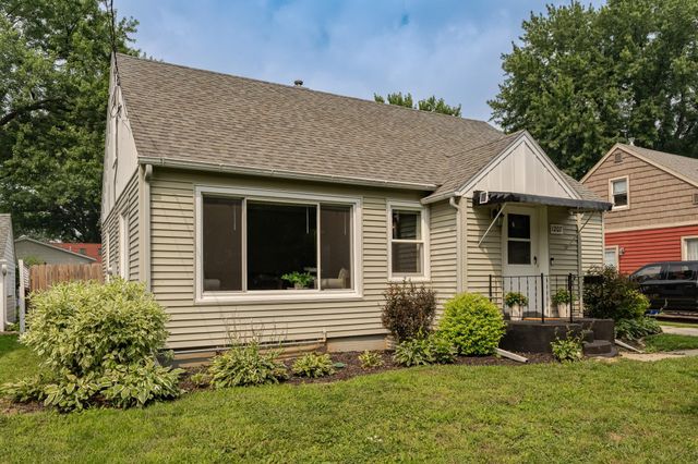 1207 7th Avenue NW, Rochester, MN 55901