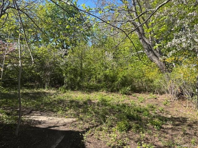 199 Ridge Road, Wheatley Heights, NY 11798