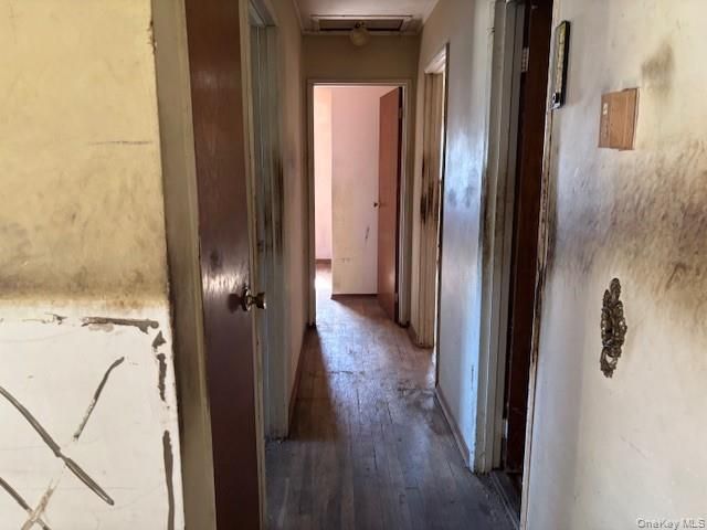 199 Ridge Road, Wheatley Heights, NY 11798