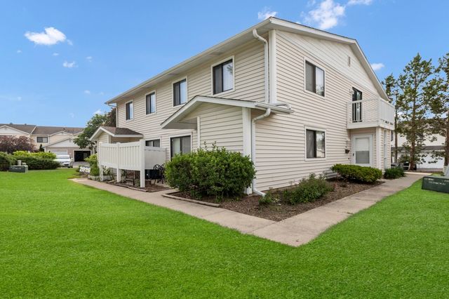 707 Sunfish Point 707, Schaumburg, IL 60194