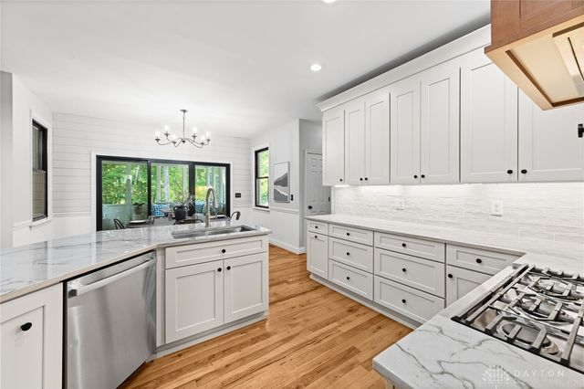 6875 Crown Pointe Drive, Liberty Twp, OH 45011